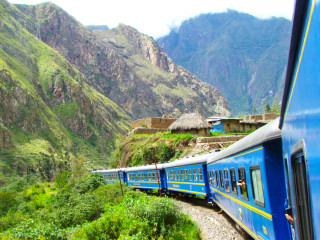 VALLÉE SACRÉE : visite d'Ollantaytambo (train) - AGUAS CALIENTES