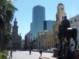 SANTIAGO : city-tour à pied et déjeuner au Marché aux poissons
