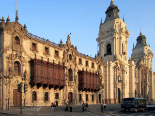 Stadtführung in Lima in einer internationalen Gruppe mit englischsprachigem Lokalguide (inklusive Eintritt)