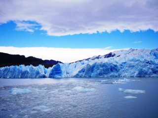 One way hike to Glacier Grey – Optional Ice hike or kayak